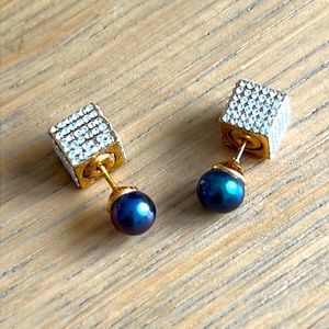 Vita Fede double cubo earrings